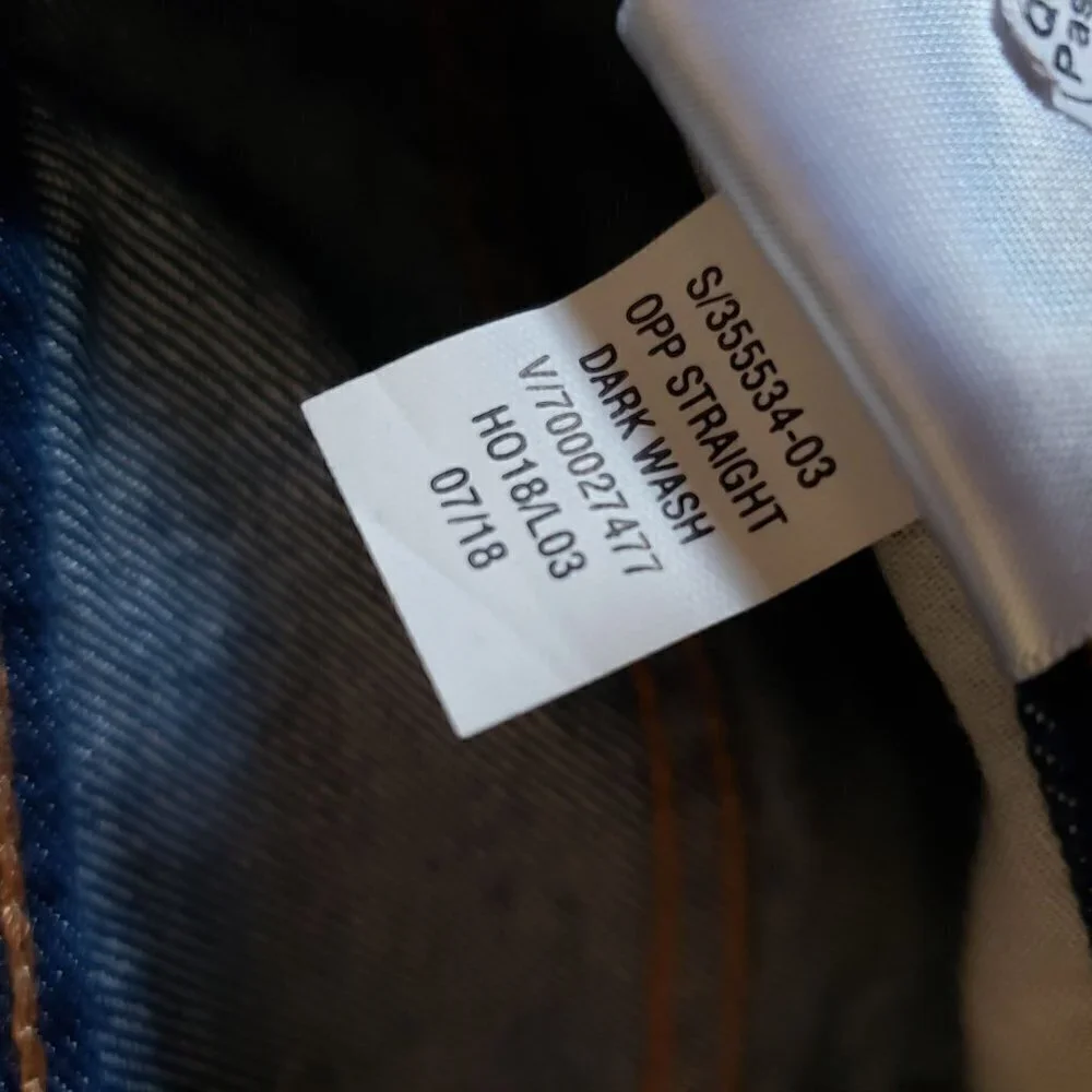 Old Navy Boy's Straight Non-Stretch Denim Jeans Dark Wash Size Big Kid's 18 NEW